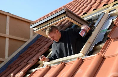 Pose de fenêtres de toit Velux à Casterets